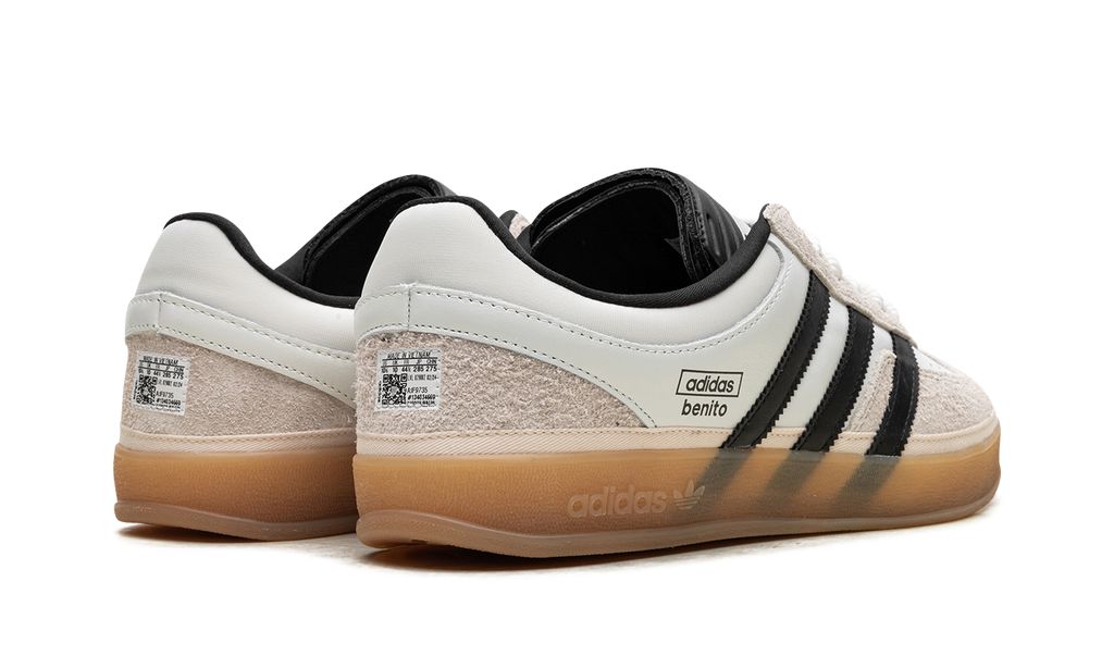 ADDS Gazelle Indoor Bad Bunny Off White