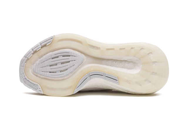ADDS UltraBoost 22 Triple White