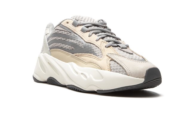 ADDS Yeezy Boost 700 V2 Cream