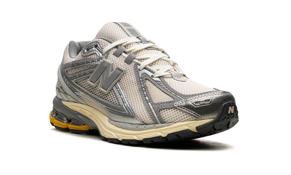 NB 1906R „Metallic Silbergelb“