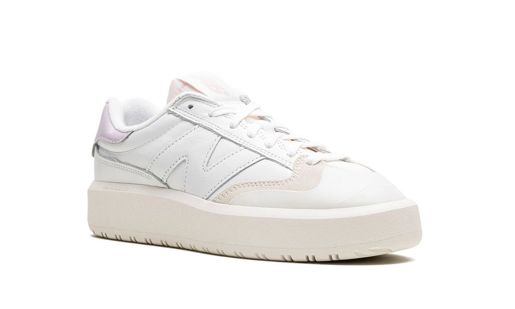 NB 302 „Weiß Matt Pink“