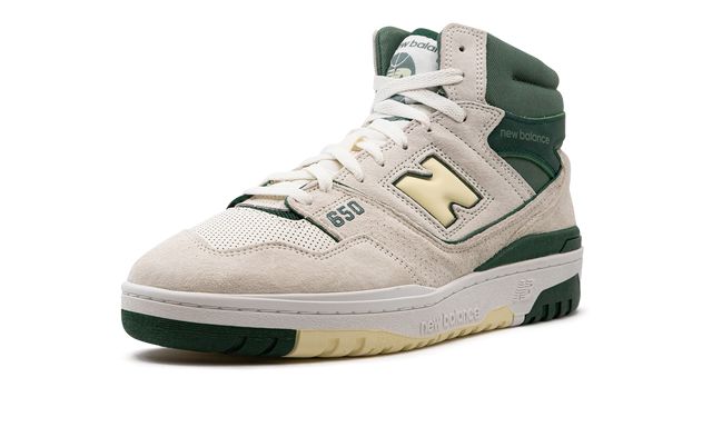 NB 650R Sea Salt Nightwatch Grün