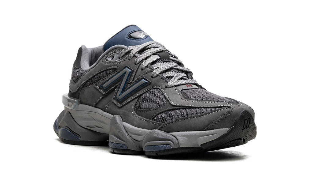 NB 9060 Grau Castlerock