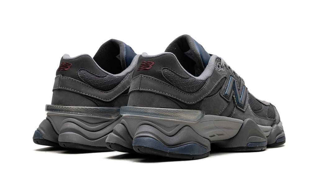 NB 9060 Grau Castlerock