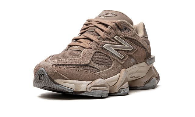 NB 9060 Mushroom Timberwolf