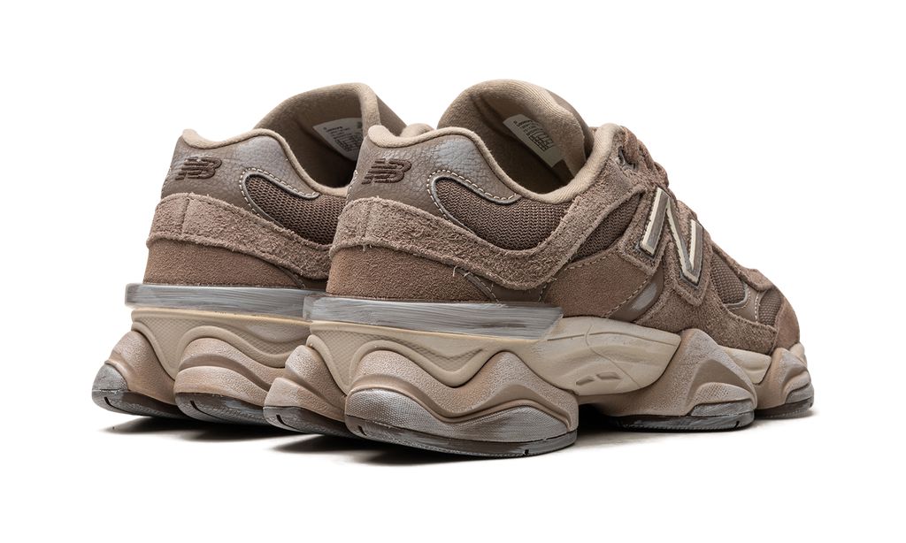 NB 9060 Mushroom Timberwolf