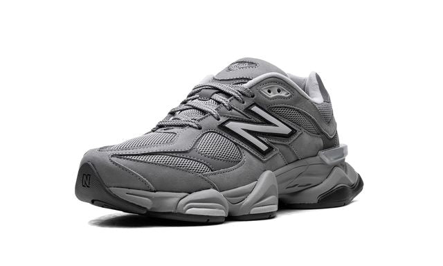 NB 9060 Team Away Grau