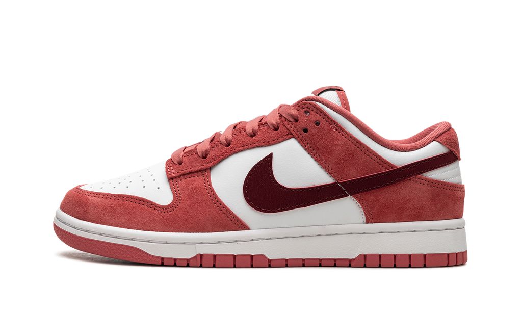 NK Dunk Low Valentinstag (2024)