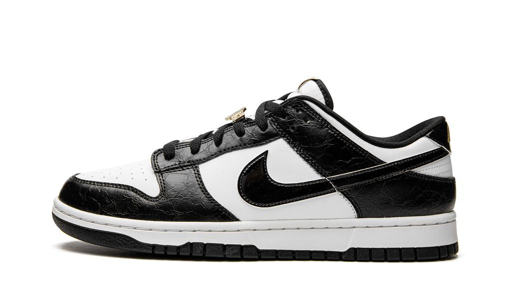 NK Dunk Low World Champs Schwarz Weiß