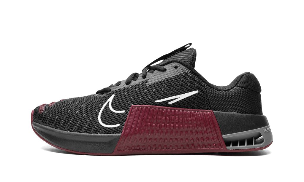 NK Metcon 9 TB Black Maroon