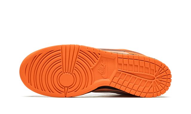 Concepts de Dunk NK SB Orange Lobster