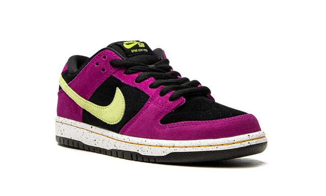 NK SB Dunk Low ACG Terra Rouge Prune
