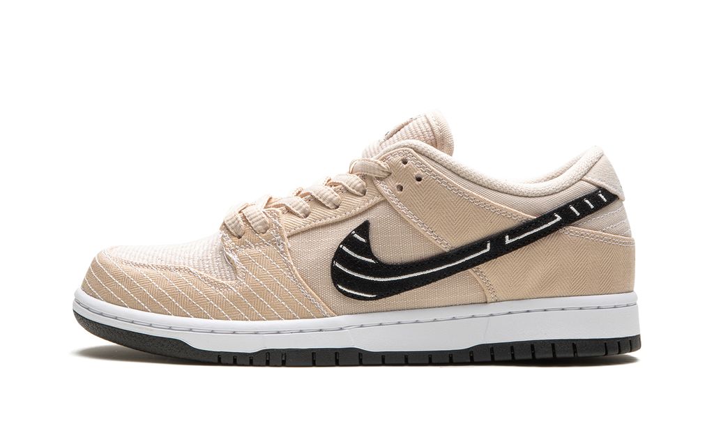 NK SB Dunk Low Albino & Preto 'Jiu-Jitsu'