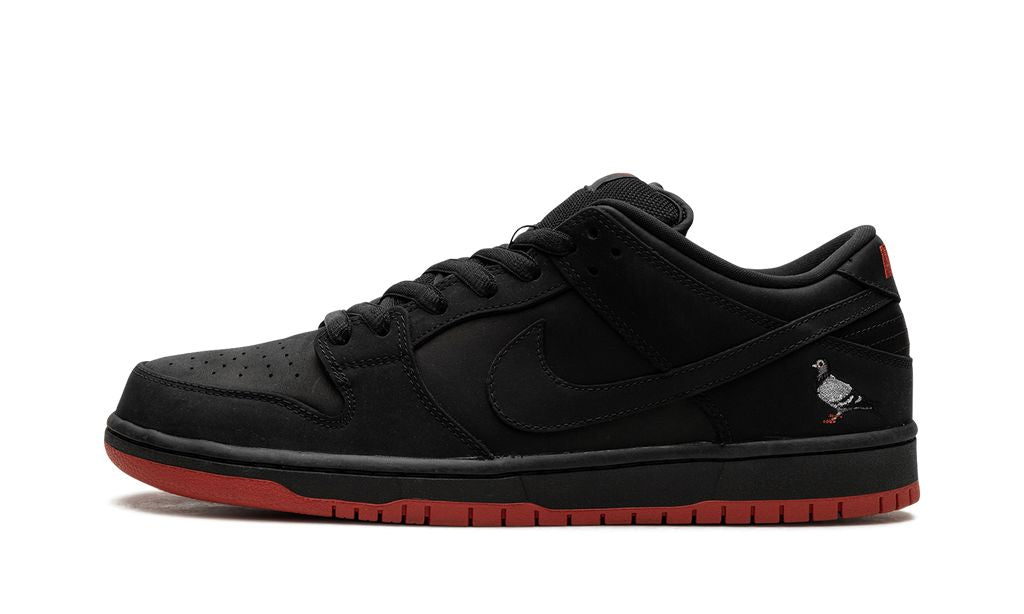 Dunk Low NK SB Black Pigeon