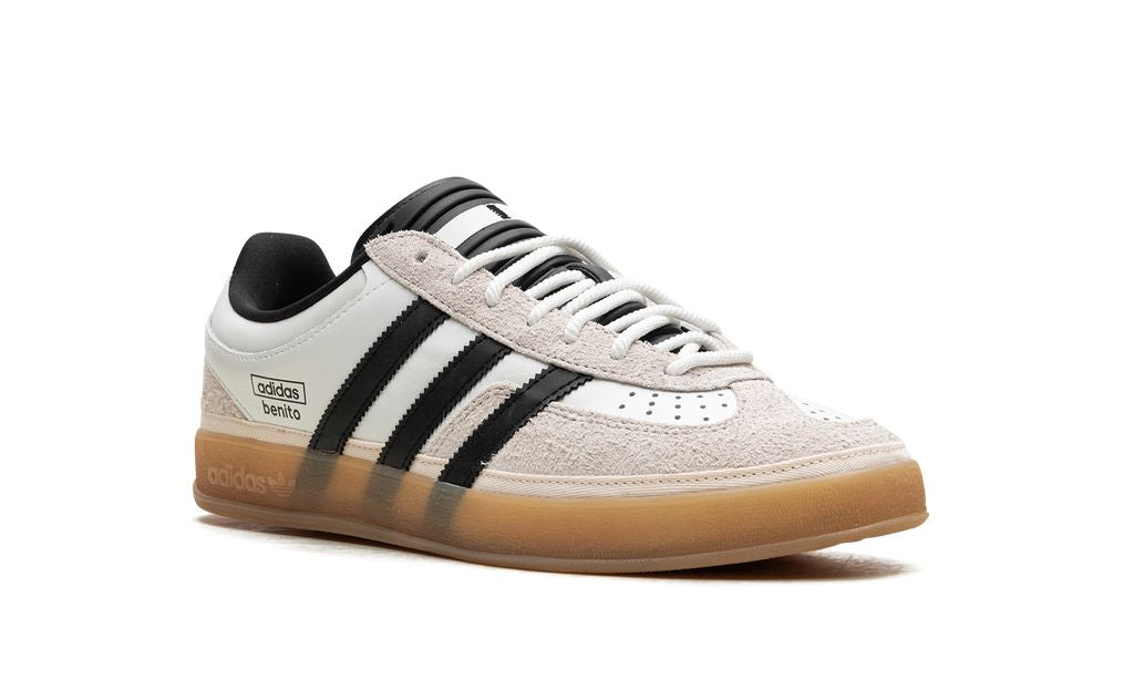 ADDS Gazelle Indoor Bad Bunny Off White