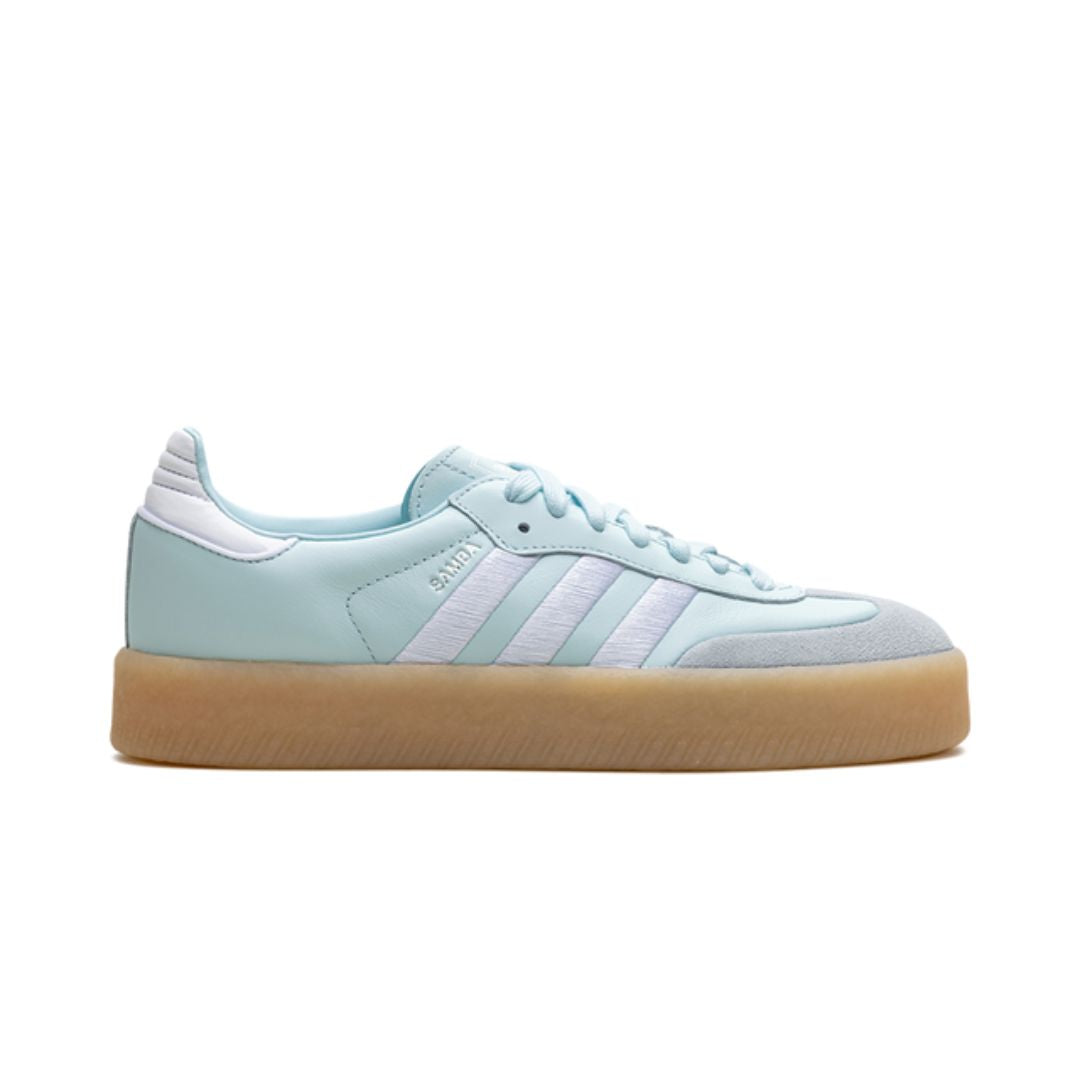 ADDS Sambae Almost Blue Silver Metallic Gum 