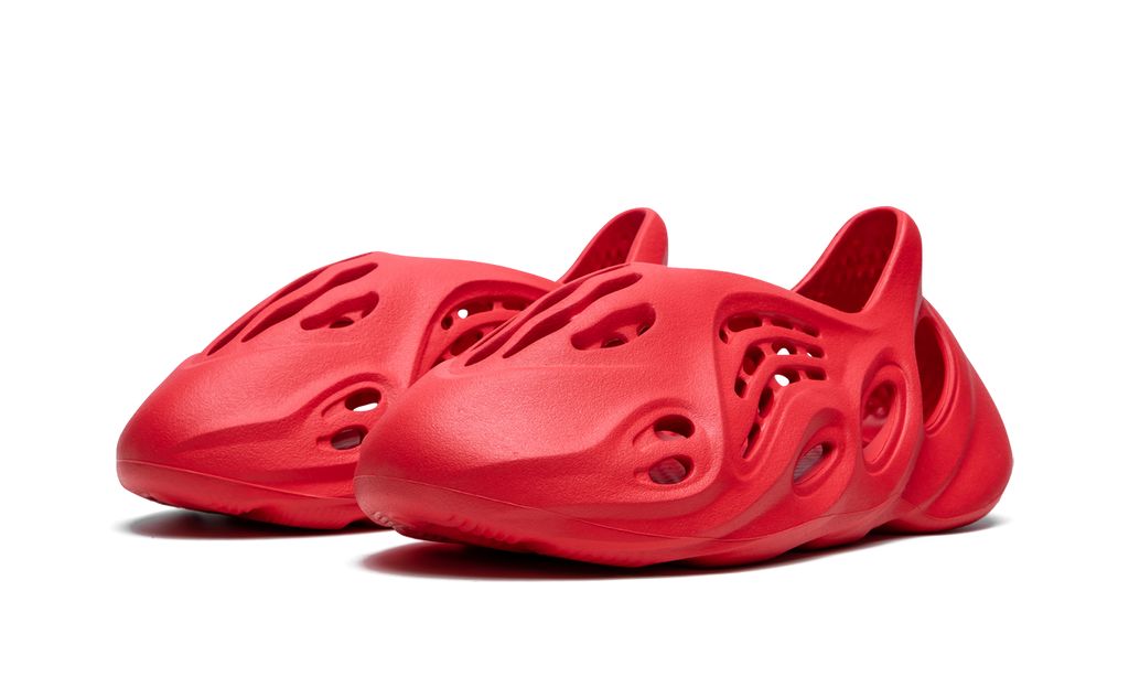 ADDS Yeezy Foam RNNR Vermillion
