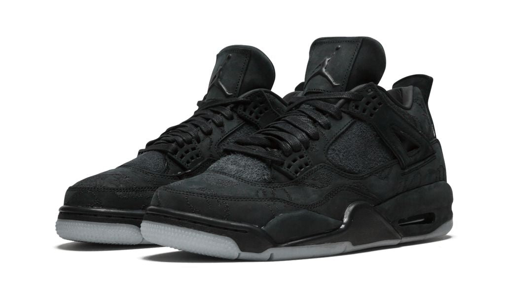 Jordan 4 Retro Kaws Schwarz