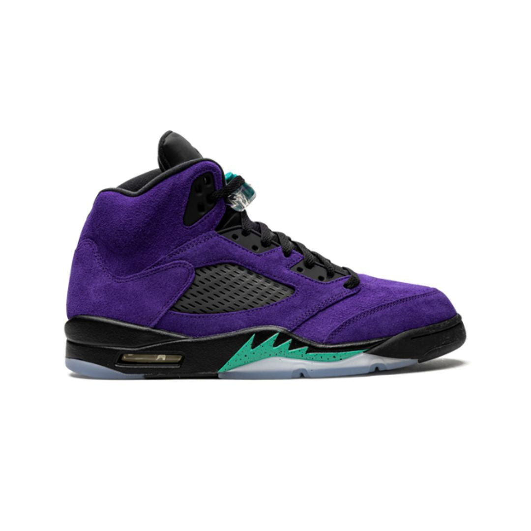 Jordan 5 Retro Alternative Traube