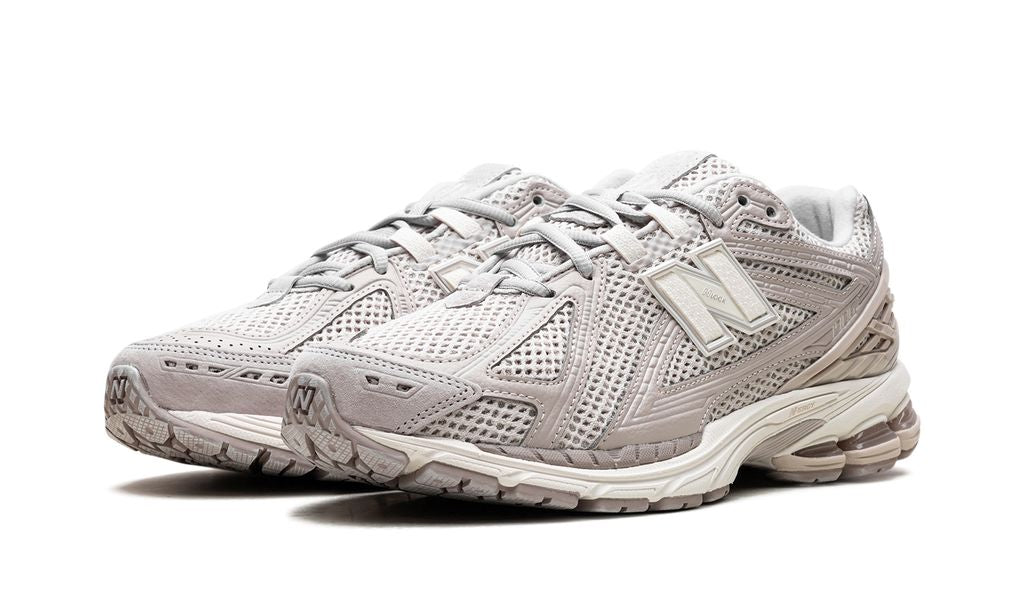 NB 1906R „Grauer Tag“