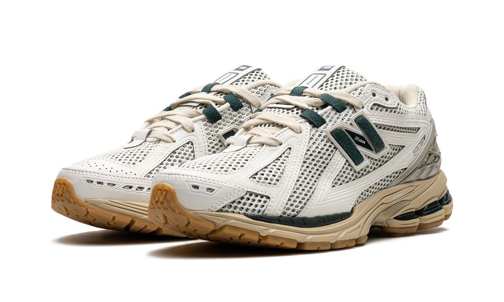 NB 1906R „Kith-Schwarz“