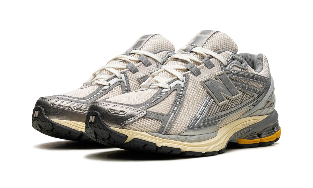 NB 1906R „Metallic Silbergelb“