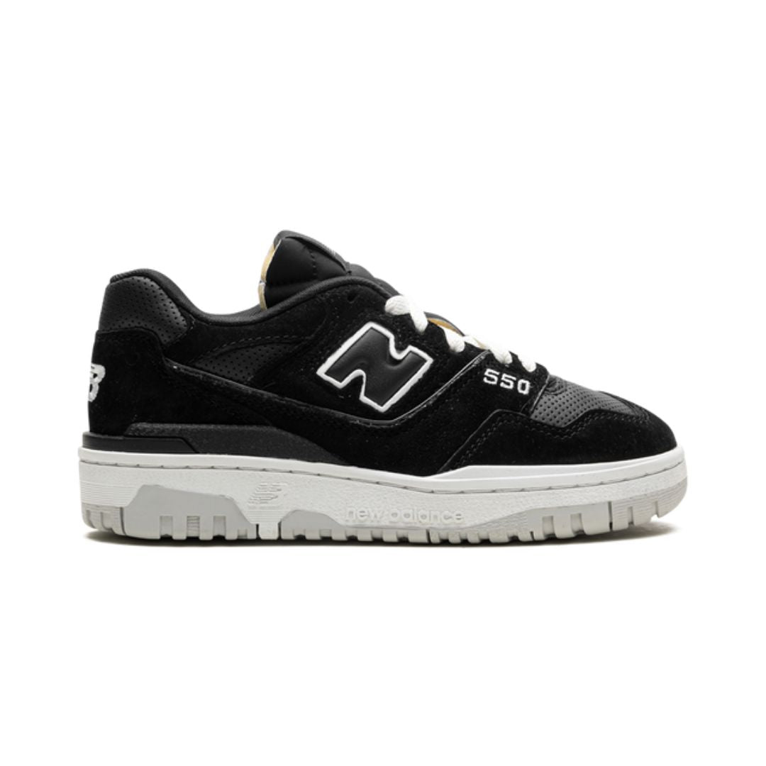 NB 550 Schwarzes Wildleder