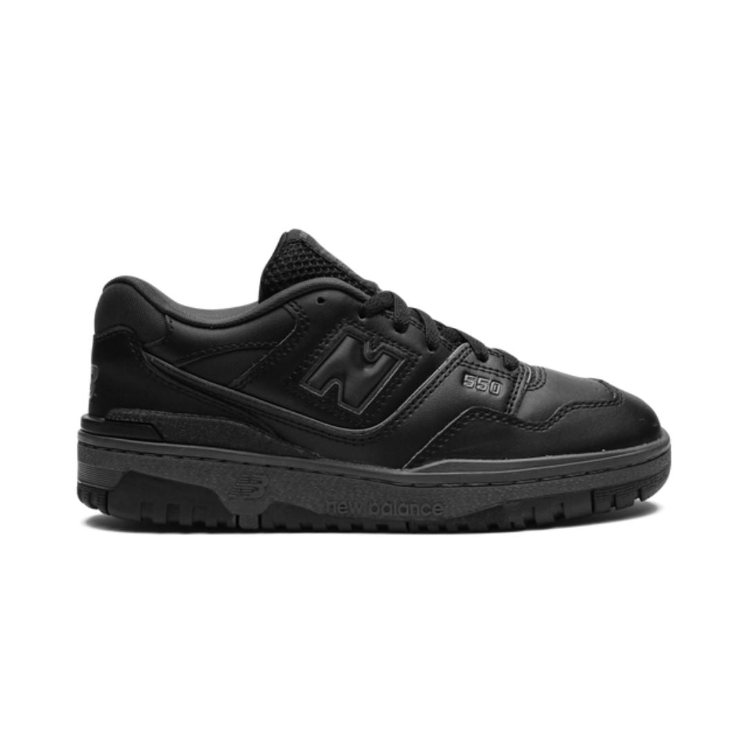 NB 550 Triple Black
