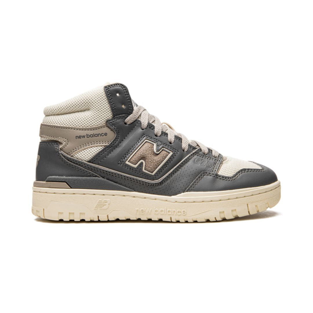 NB 650R Aime Leon Dore Grau