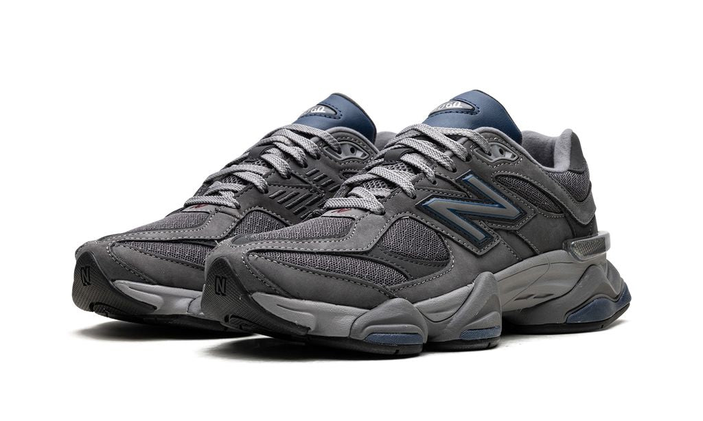 NB 9060 Grau Castlerock