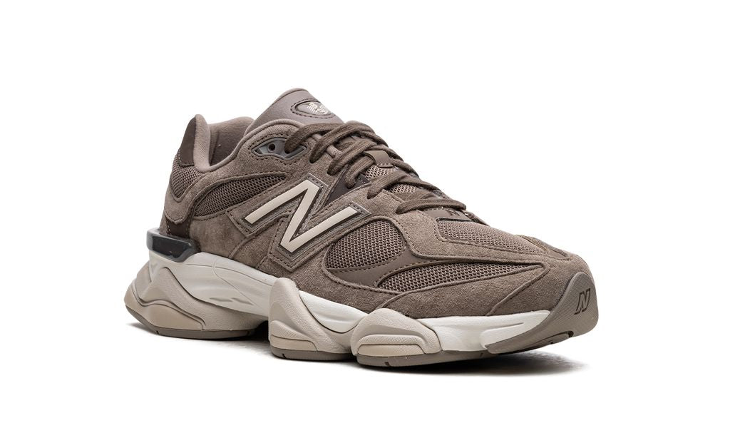 NB 9060 Mushroom Brown