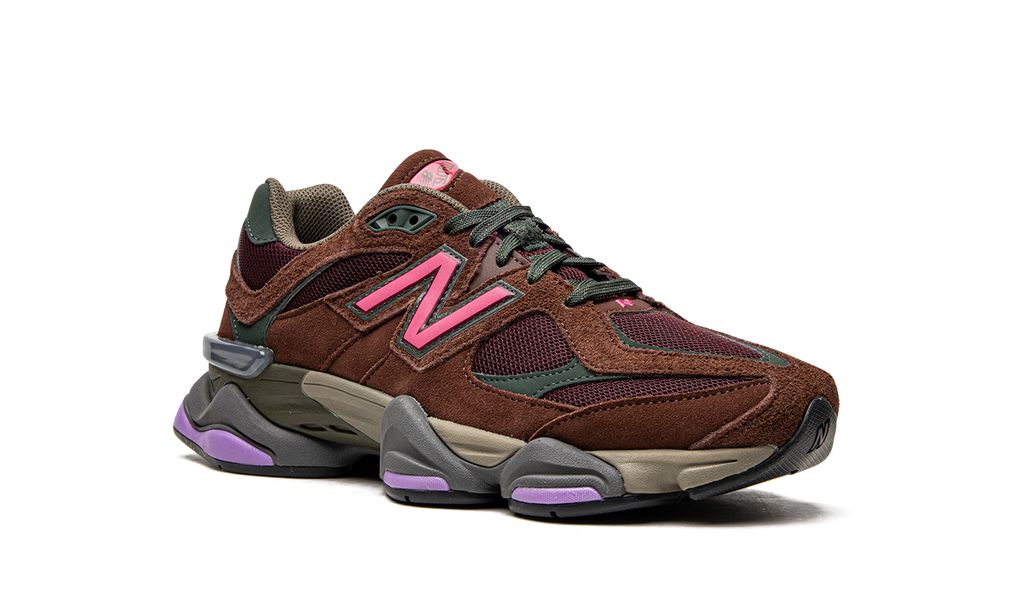 NB 9060 Rich Oak Burgundy