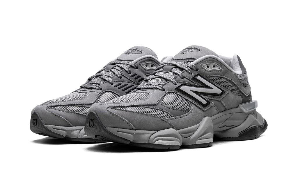 NB 9060 Team Away Grau