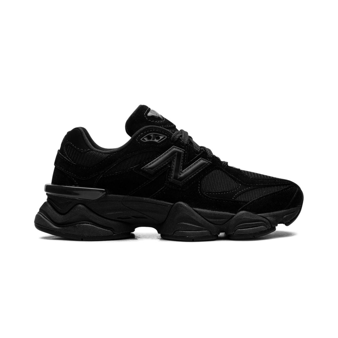 NB 9060 Dreifach Schwarz 