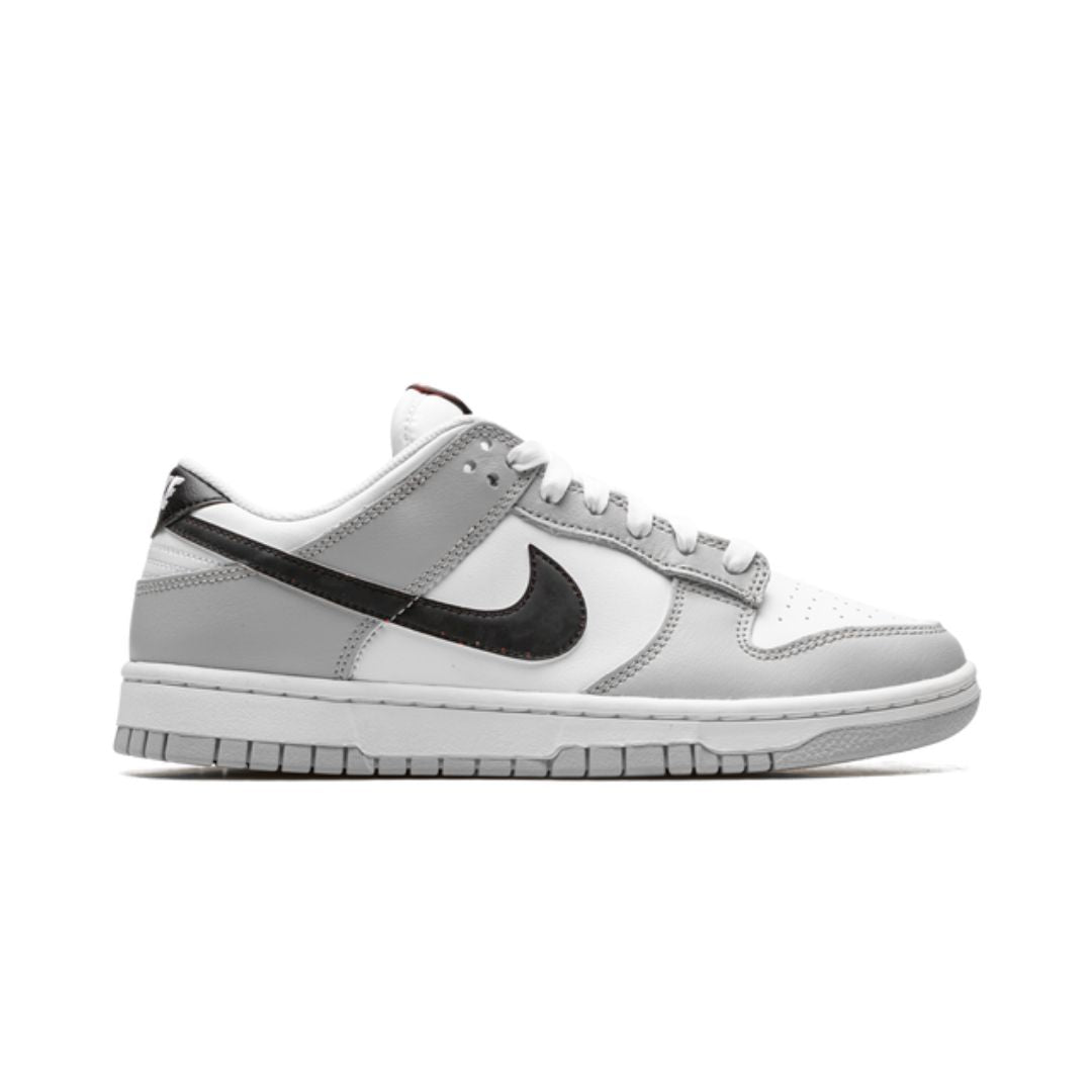 NK Dunk Low SE Jackpot