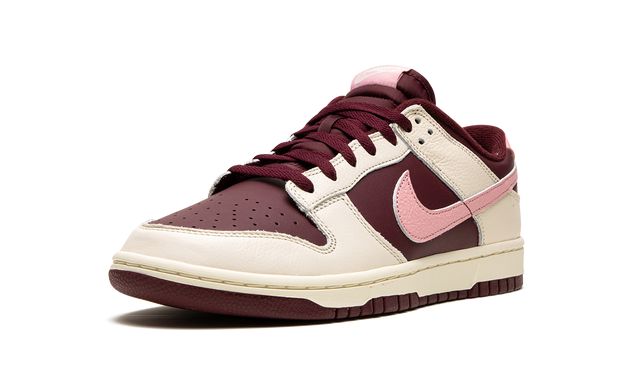 NK Dunk Low Saint-Valentin