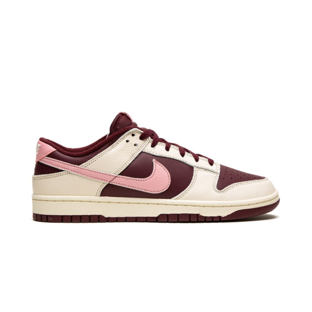 NK Dunk Low Valentine’s Day
