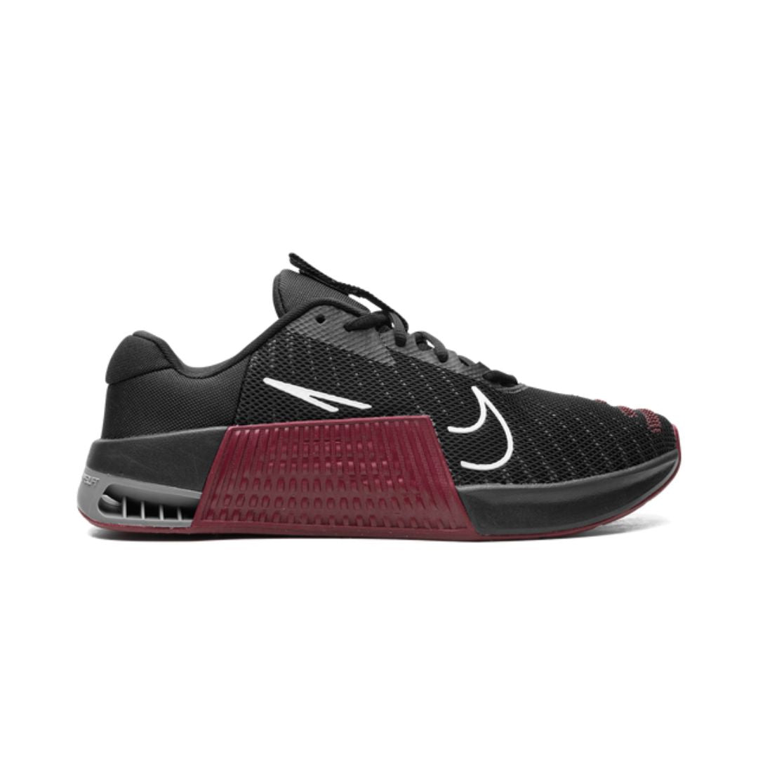 NK Metcon 9 TB Black Maroon