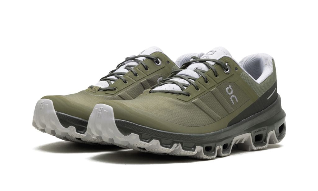 On Cloudventure Olive